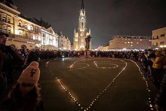 Crowds across ex-Yugoslavia republics mourn singer's death