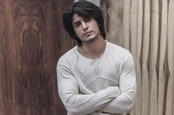 Danyal Zafar to make television debut with drama serial Tana Bana