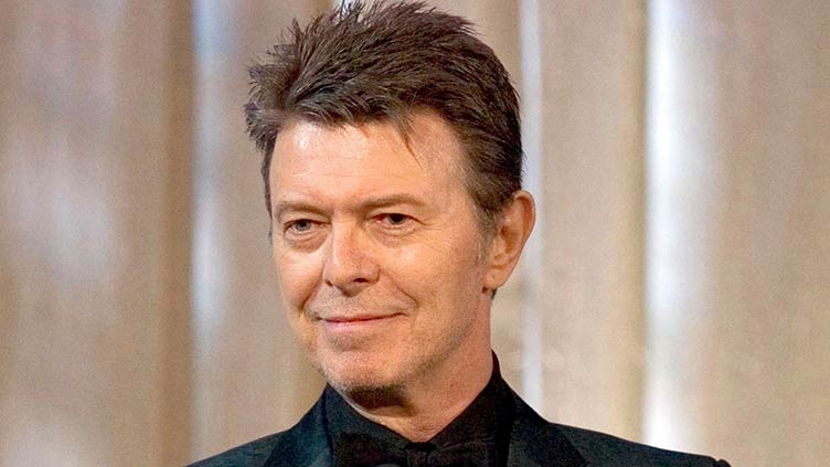 Bowie estate sells songwriting rights to Warner