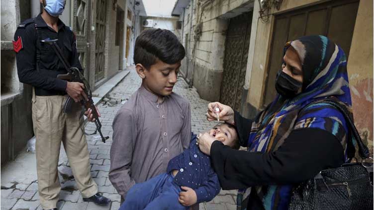 Cop guarding polio team embraces martyrdom in Bannu attack
