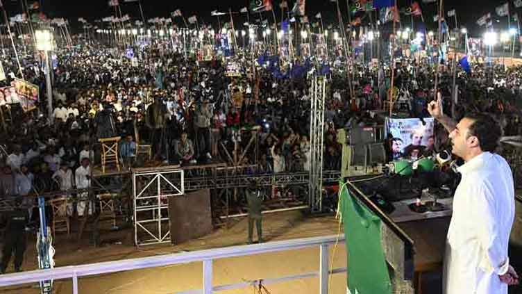 Bilawal threatens to quit govt over canals project