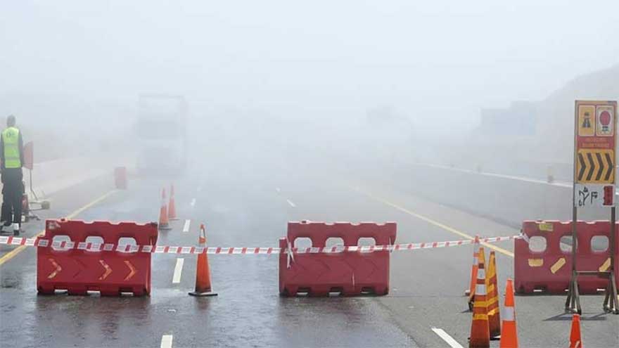 Vehicles barred to use motorways after thick fog in parts of Punjab 