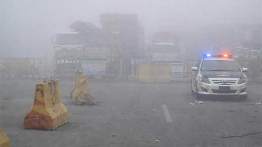 Motorways shut at several locations as fog engulfs parts of Punjab