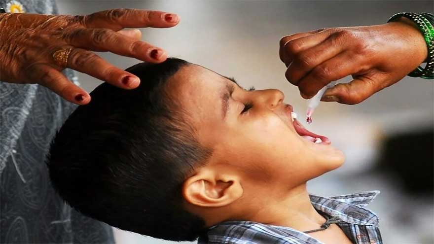 Over 318,000 kids to get drops in Diamer, KP dists polio drive