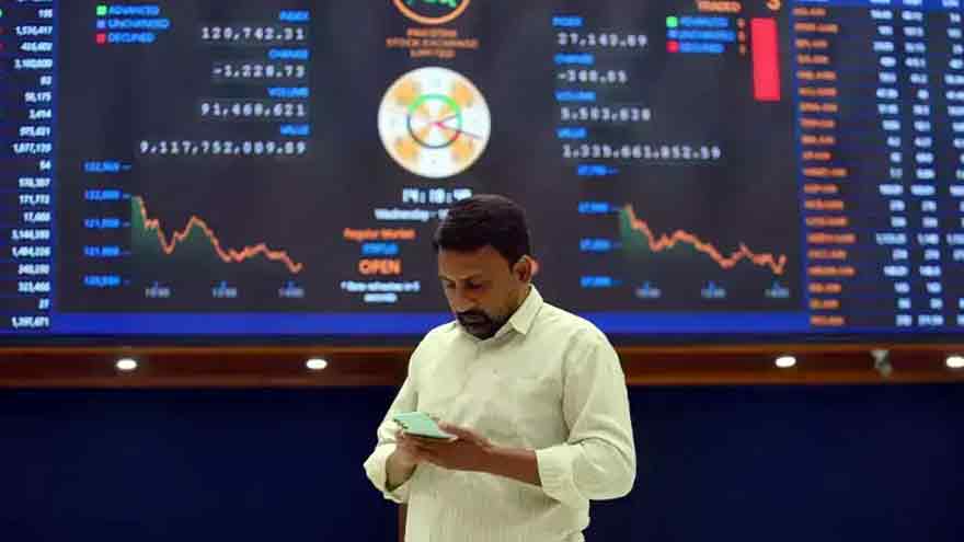 PSX opens cautious amid stalled US-Iran talks