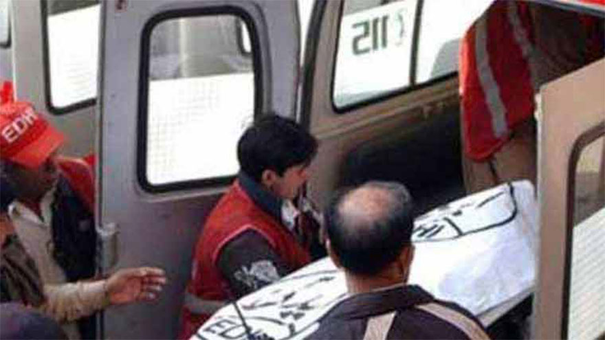 Two killed as speeding van hits motorcycle in Karachi
