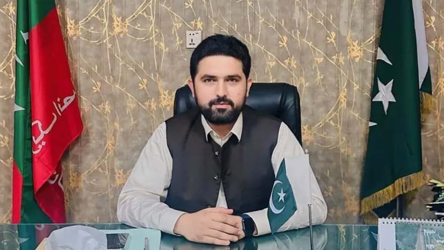 KP CM to begin three-day Karachi tour to lead party activities
