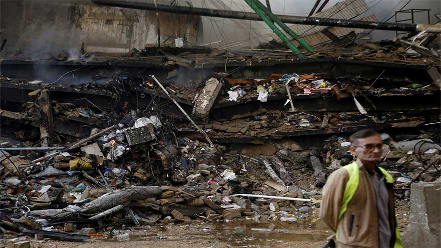 Karachi plaza fire extinguished: Death toll rises to 14 as fate of more than 60 remains unknown