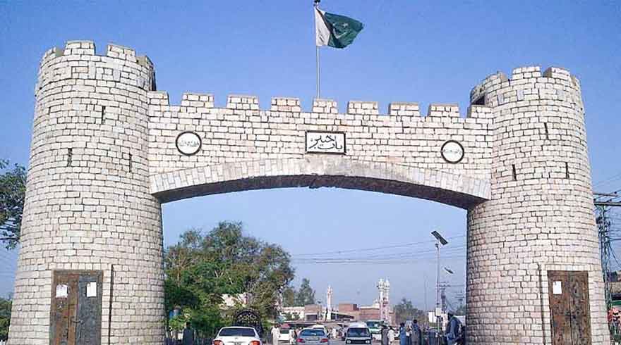 KP govt orders virtual meetings, 50pc work-from-home in fuel-saving move