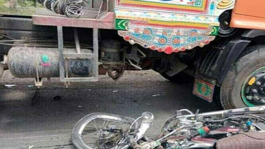 One killed as water tanker hits motorcycle in Karachi