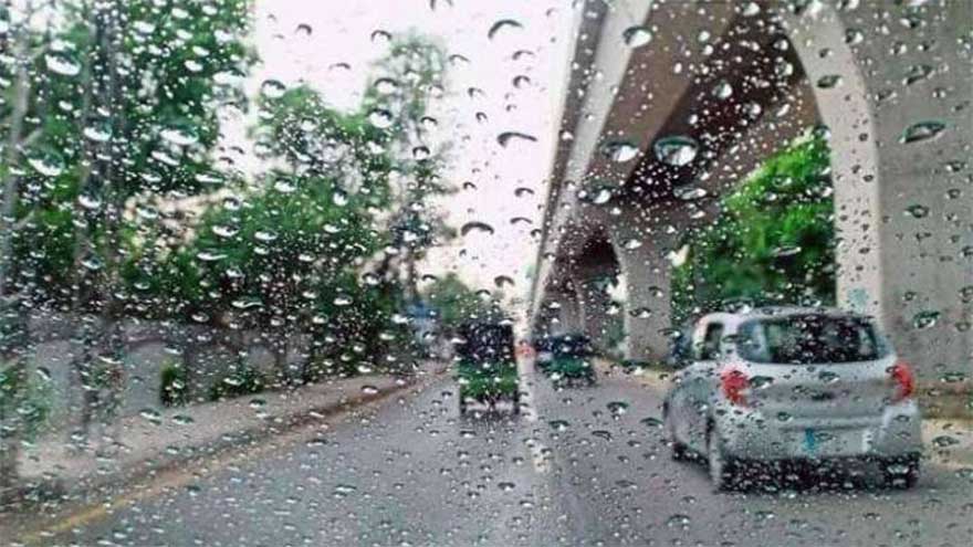 Lahore weather becomes cooler after early morning rain