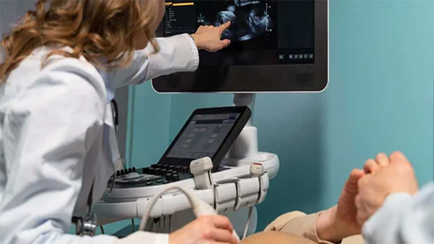 Ultrasound scan delays put pregnant women, cancer patients at risk