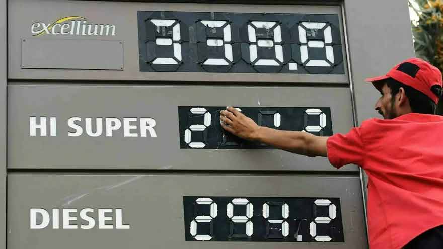 Petrol levy reduced, Rs28 per litre petroleum levy imposed on diesel