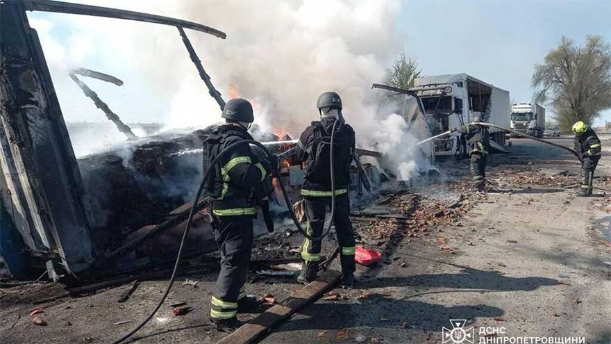 Kyiv hits Russian oil sites as eight killed in both countries