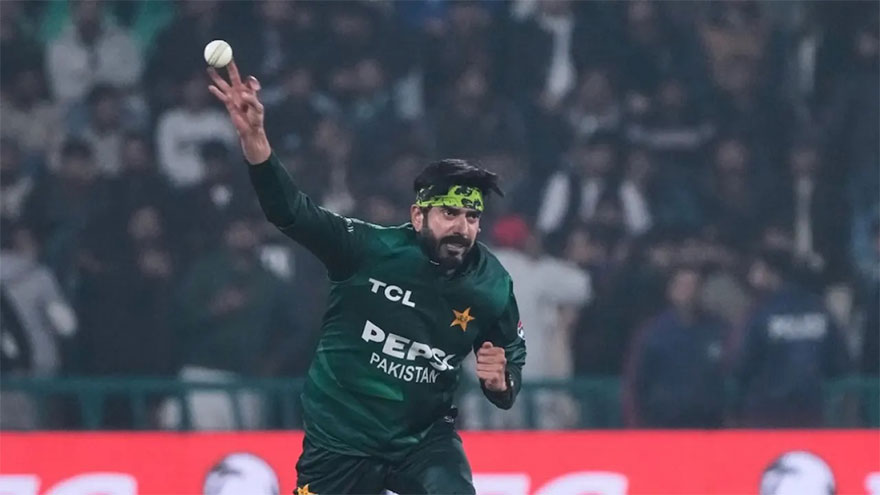 Warwickshire sign Usman Tariq for T20 Blast