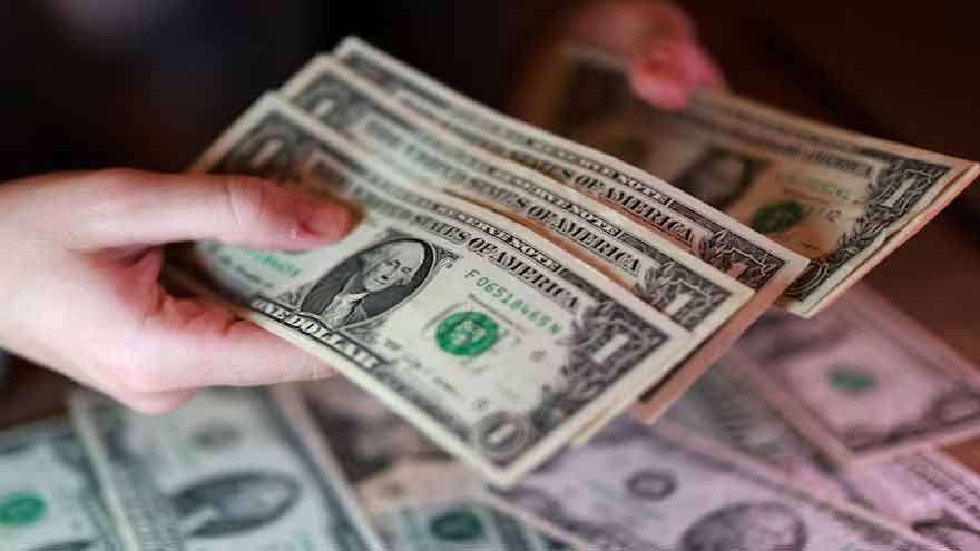 Dollar firms as US-Iran hostilities flare, yen steadied by intervention risk